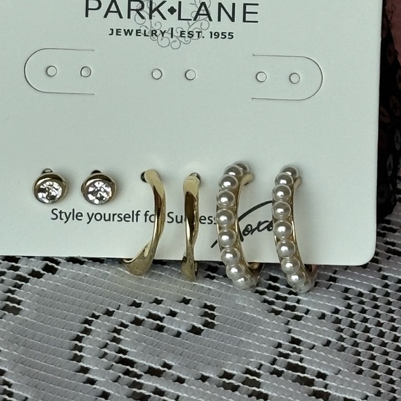 NWT Wren Set of 3 Earrings Stud and Hoops - Picture 7 of 7